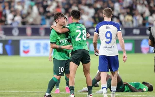 正在播放宾馆露脸对白视频