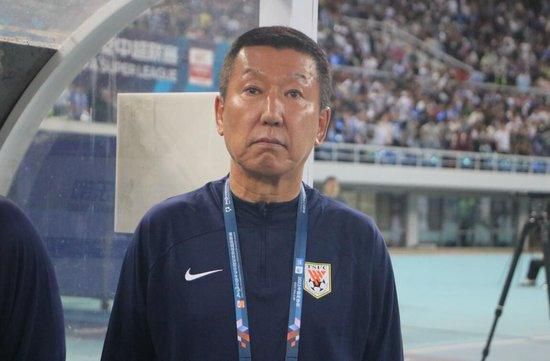 少妇鼓鼓的奶水