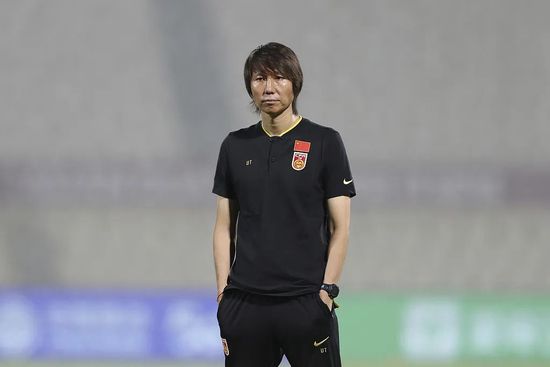 扒开腿狂躁女人爽出白浆2