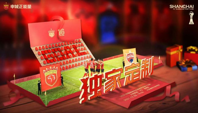在客厅做瑜伽的小姨子